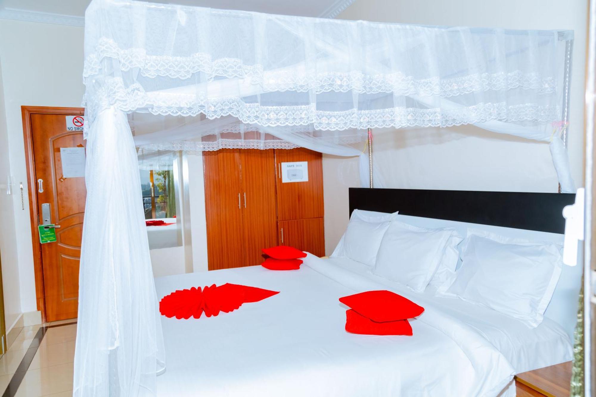 Five To Five Hotel Kigali Kültér fotó
